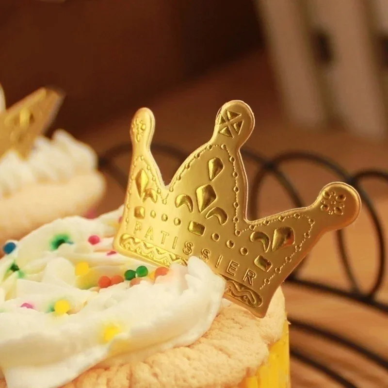 Chapeau haut-de-forme doré, co - Kitchen Gadgets Gold avis et prix